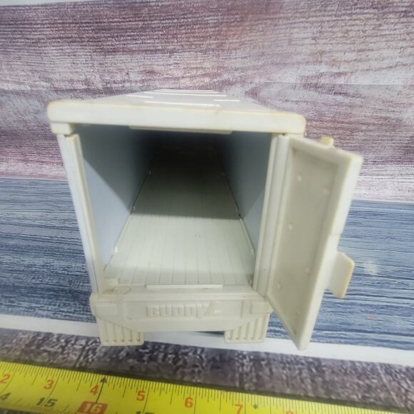 Buddy L True Value Pressed Steel and plastic semi trailer missing 1 rear door - Picture 6 of 9